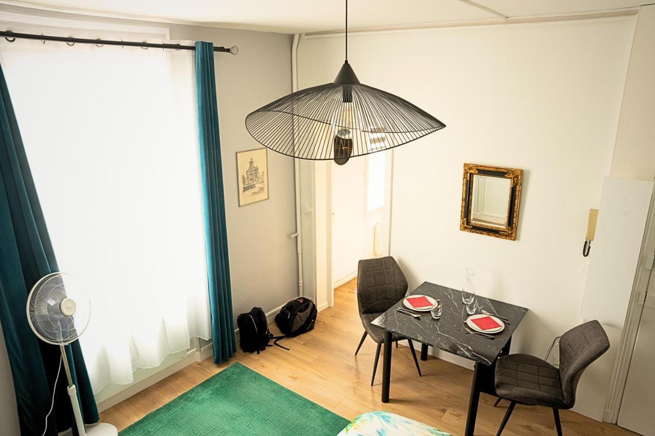 Le Confort A 2 Pas De La Gare サンス エクステリア 写真