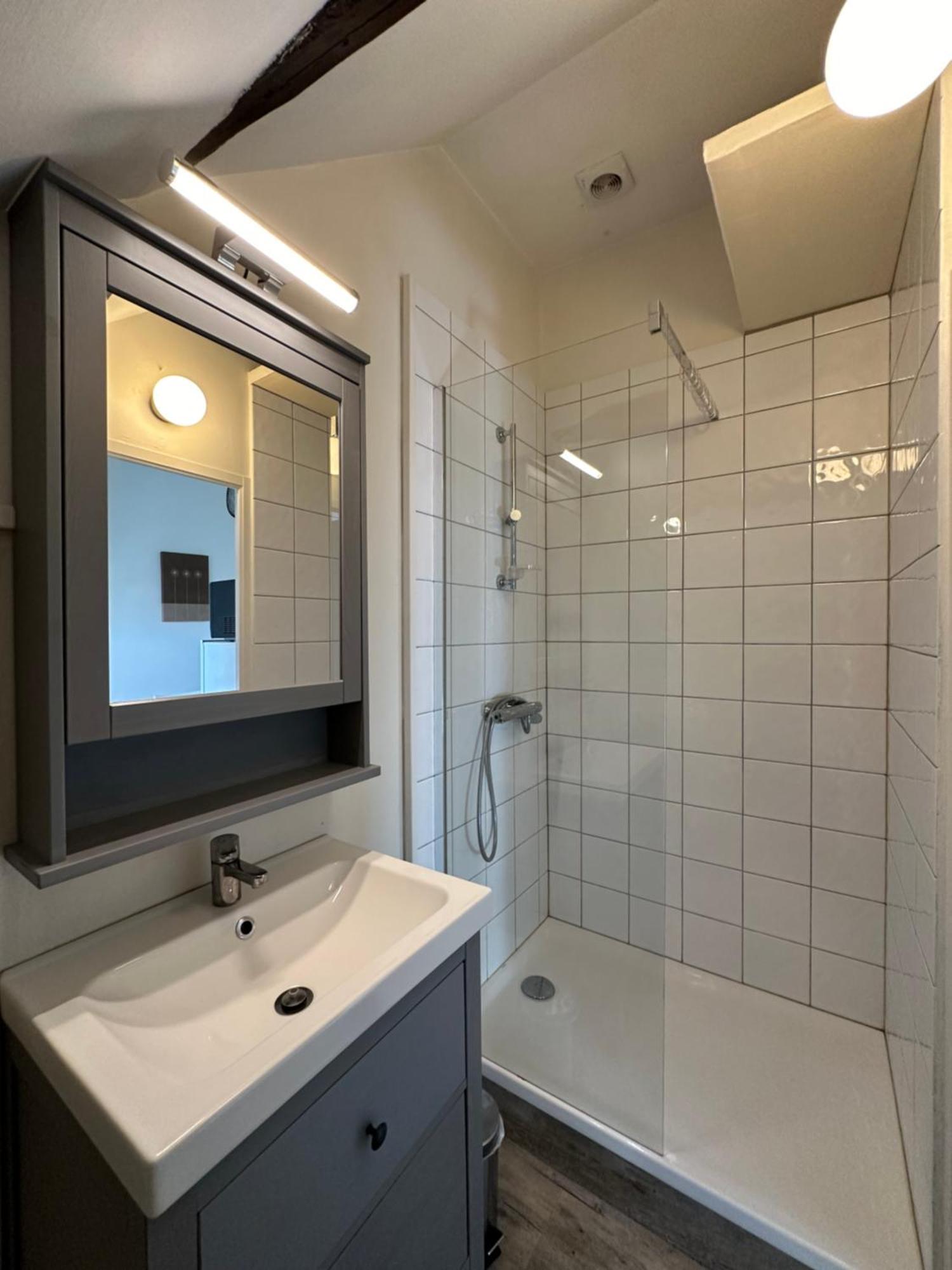 Le Confort A 2 Pas De La Gare サンス エクステリア 写真